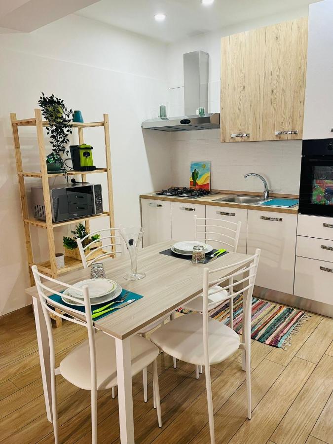 הוילה קסטלמרה די סטביה La Casa Di Nonna Cristina מראה חיצוני תמונה